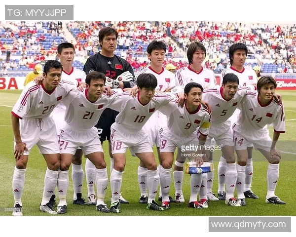 粤语足球巨星风采：他们如何引领香港足球走向新辉煌